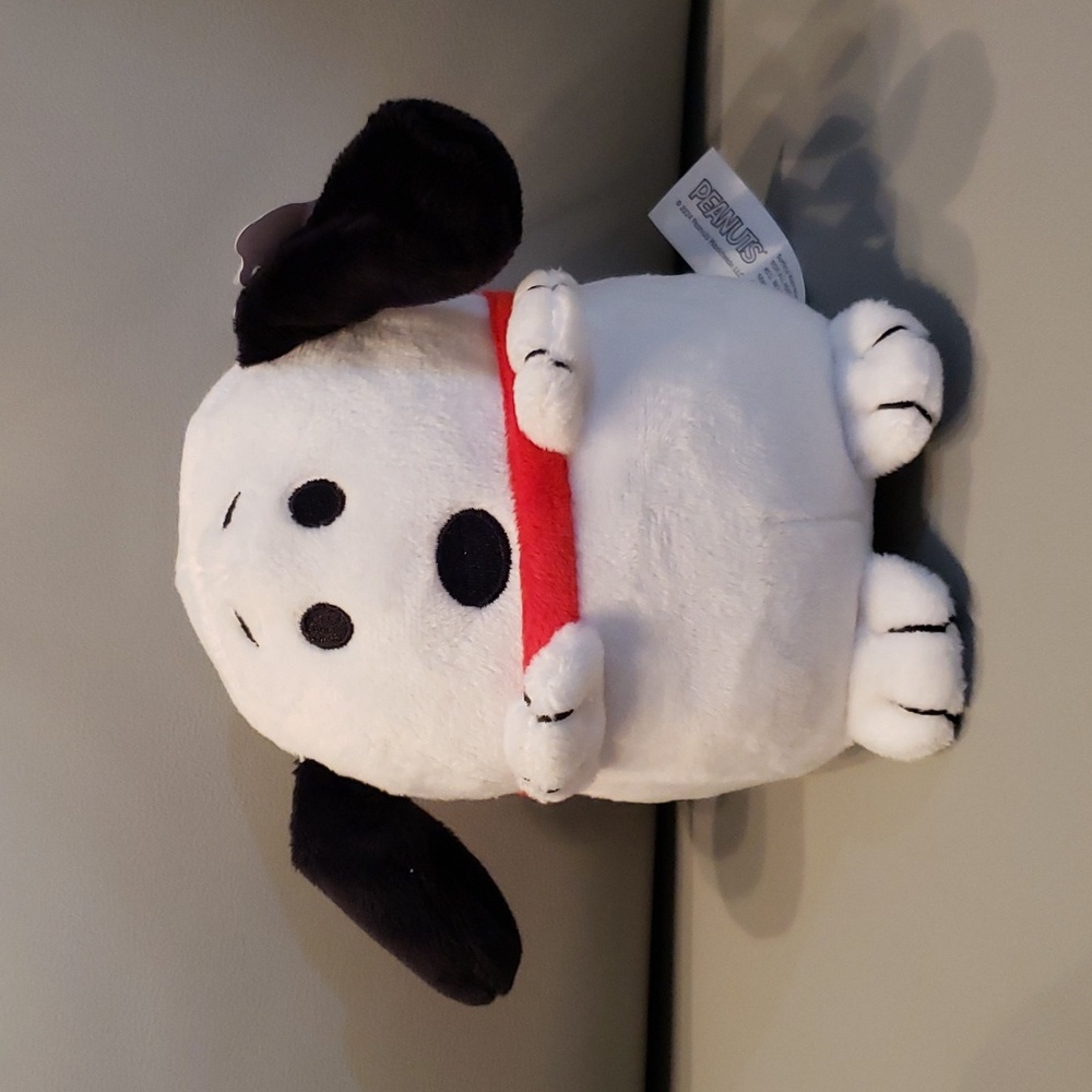 Mini Snoopy stuffed Animal NWT